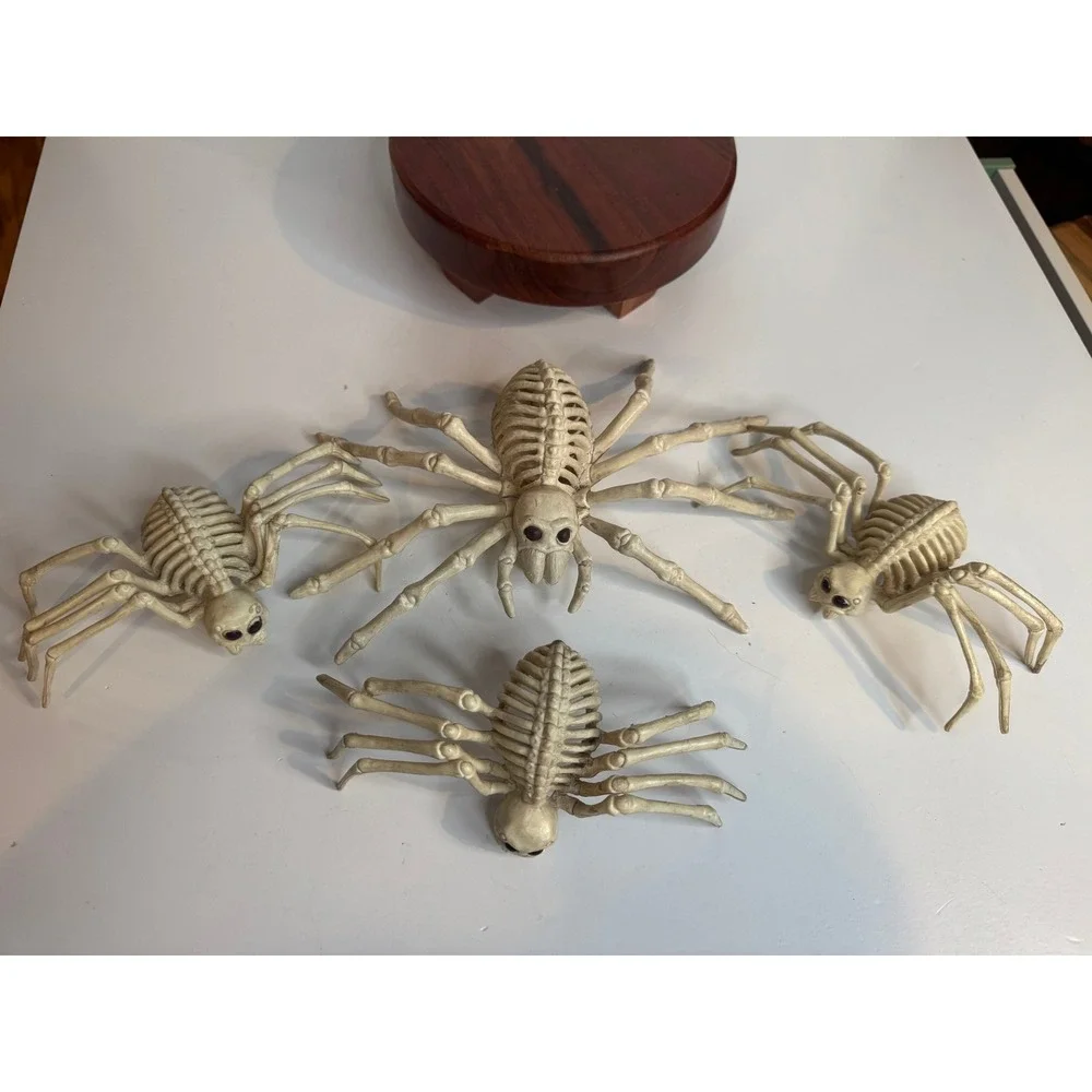 Halloween Skeleton‎ Spider Lot of 4 Creepy Skeleton Spiders Spooky Decor